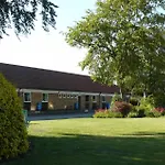 Отель Stableside At Racecourse Йорк
