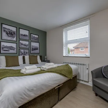 Hotel Stableside At Racecourse 3*