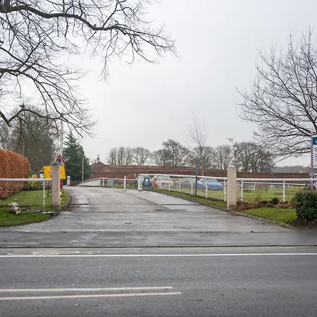 Hotel Stableside At Racecourse